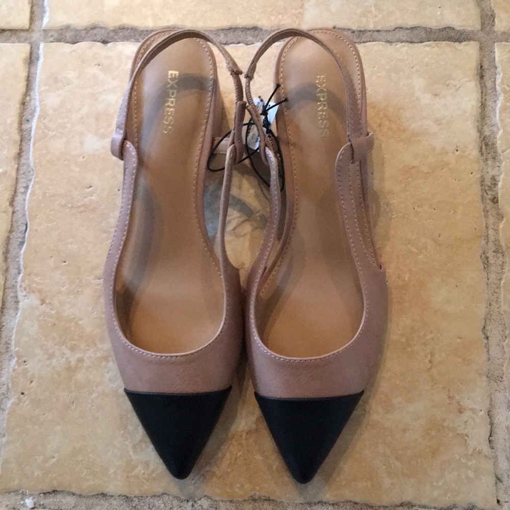 Express low heels size 8 NWT